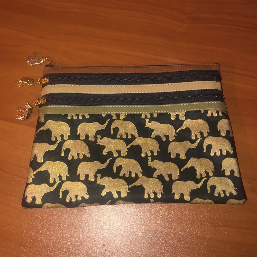 Beautiful elephant wallet purse from Thailand